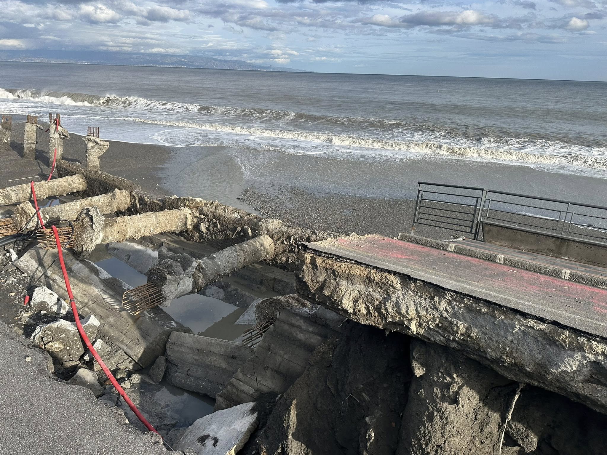 Emergenza Maltempo e maremoto 19 - 20 - 21 Gennaio 2026 in Sicilia: la Preparazione per l&rsquo;allerta rossa stavolta ha segnato Zero Vittime