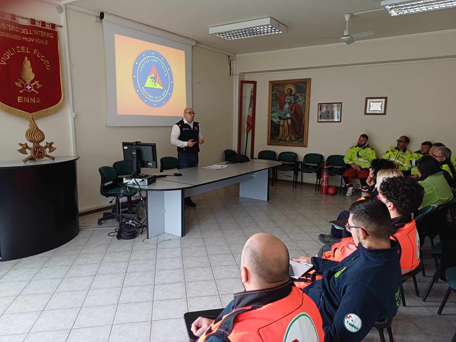 Con 690 nuovi volontari formati per l&rsquo;antincendio, la Sicilia si prepara ad affrontare la stagione 