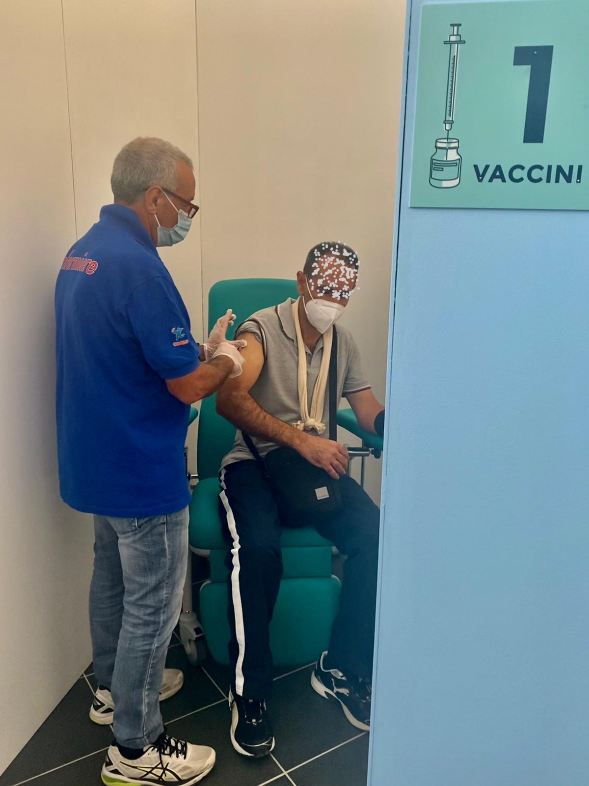 Nuovi HUB vaccini. Sciacca (AG),  Taormina (Me) e Padiglione degli Acquarelli a Palermo. Da oggi iniziano le somministrazioni