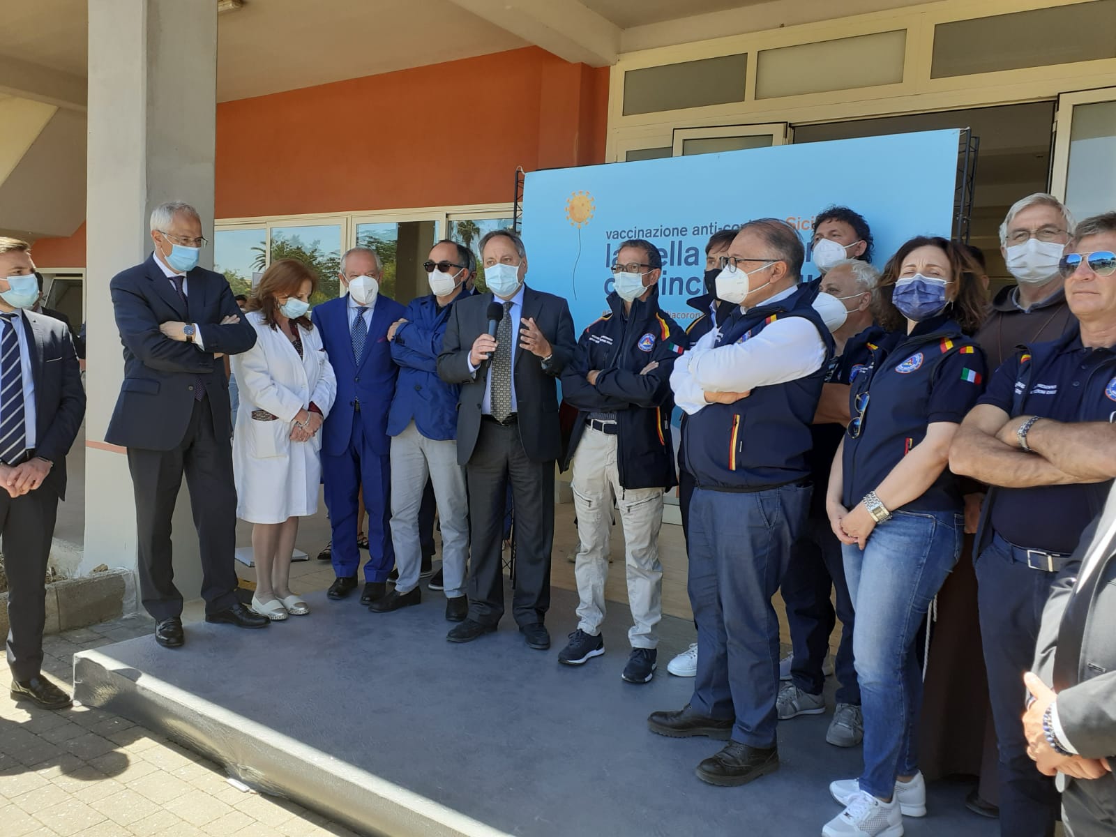 Caltagirone. Inaugurato il diciottesimo hub vaccinale. Cocina: "Adesso la Sicilia ha speranze concrete"