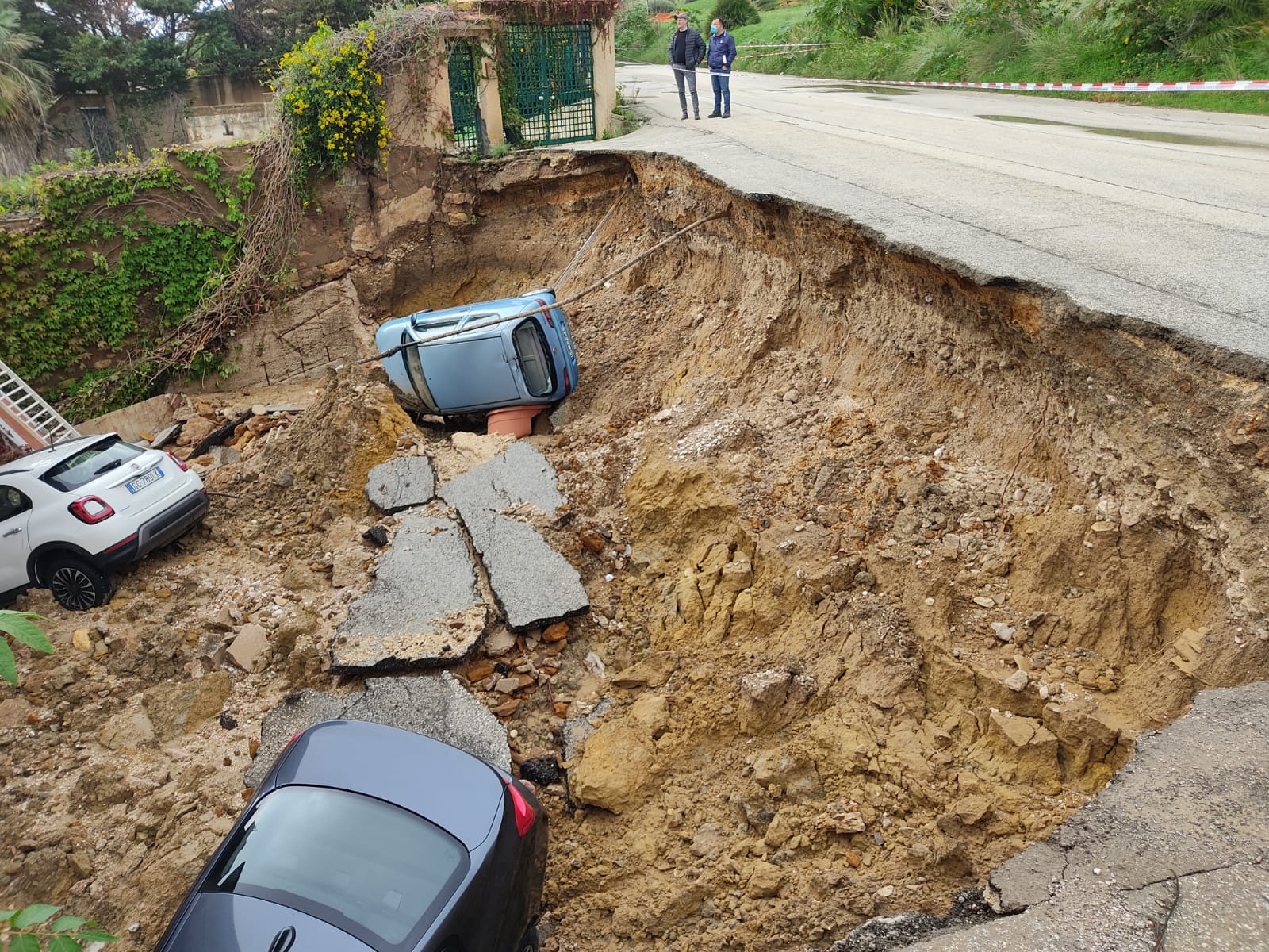 Il maltempo continua a imperversare sulla Sicilia: allagamenti, frane e smottamenti sono avvenuti nella notte tra il 10 e l’11 novembre 