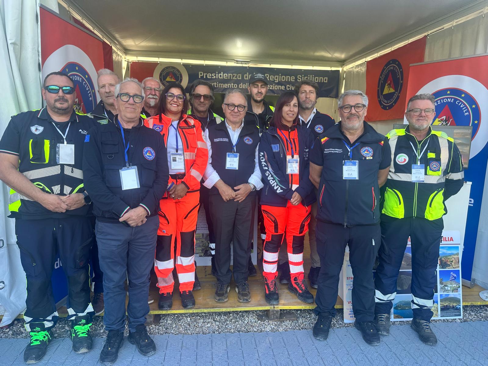 SETTIMANA NAZIONALE DELLA PROTEZIONE CIVILE | LA DELEGAZIONE SICILIANA INCONTRA IL PRESIDENTE DELLA REPUBBLICA SERGIO MATTARELLA