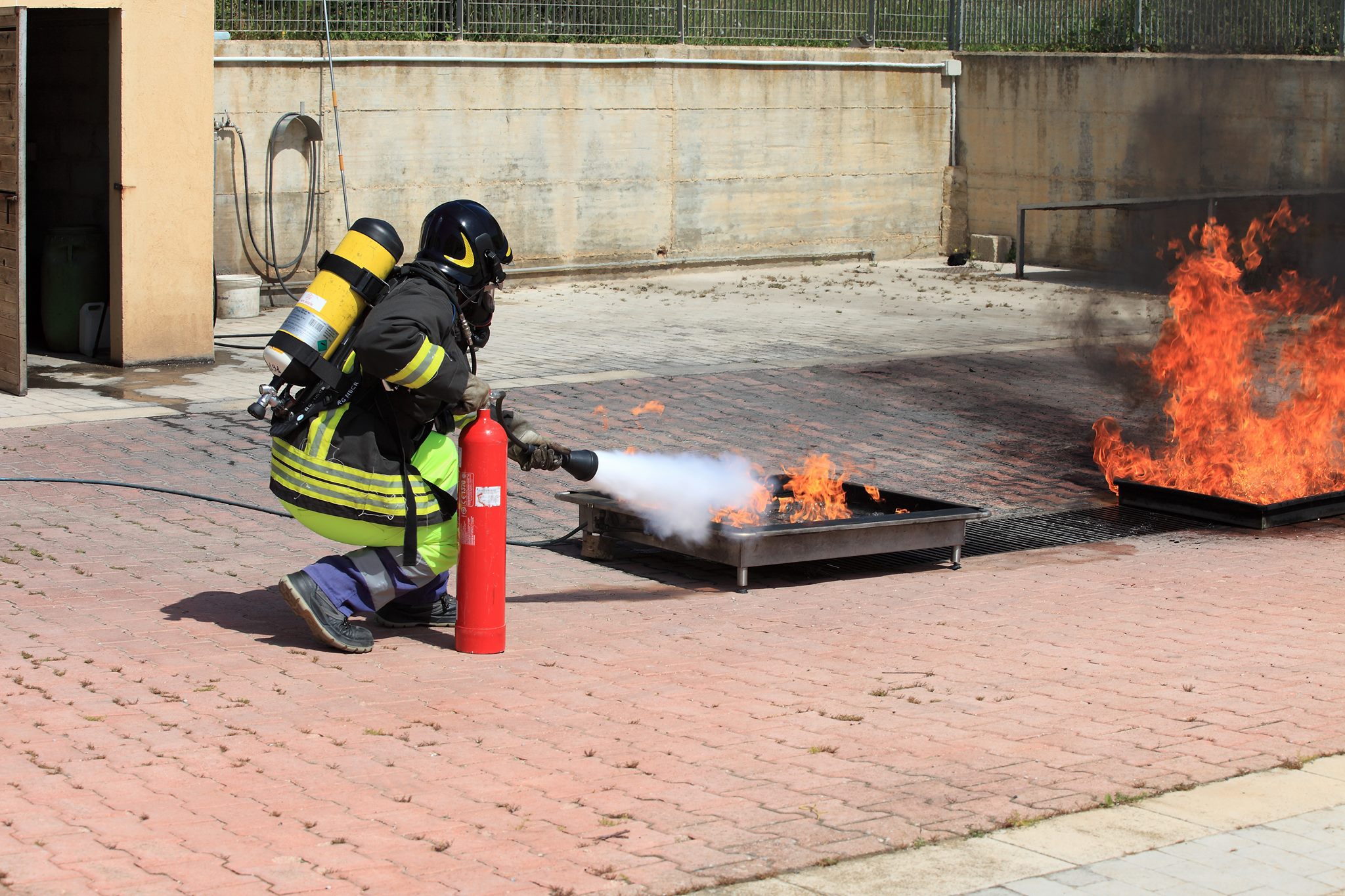 Formazione AIB per 540 volontari di Protezione Civile