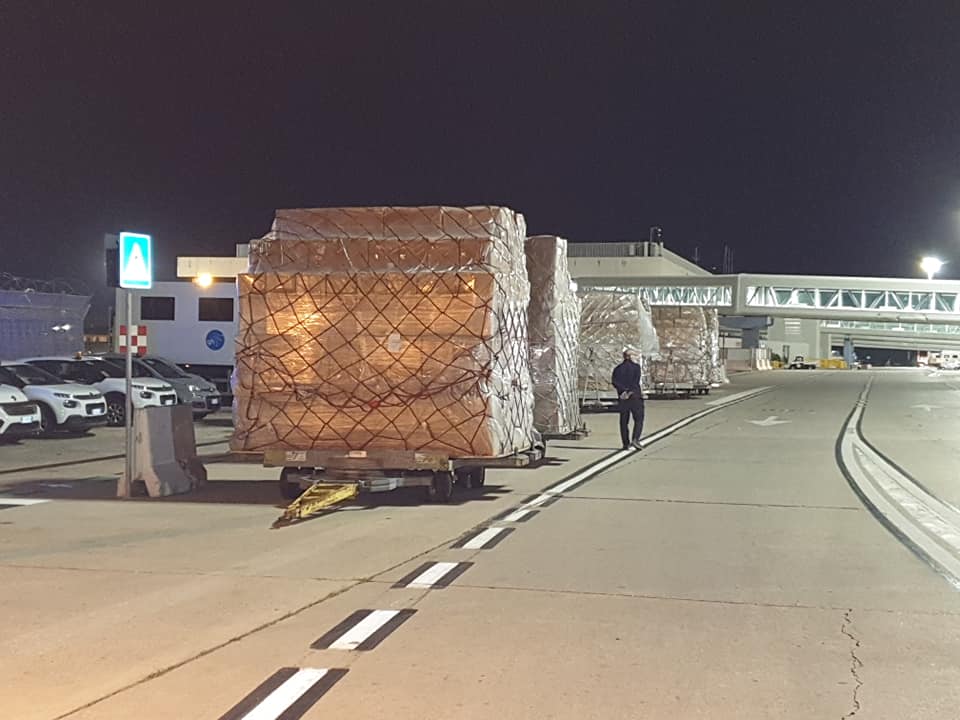 COVID 19 - Nuovo cargo dalla Cina: arrivati a Palermo DPI, ventilatori polmonari e materiale tecnologico